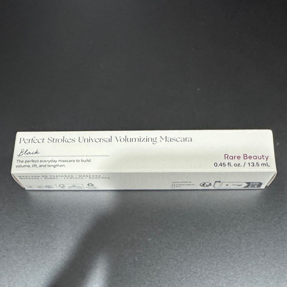 Rare Beauty Perfect Strokes Mascara - Black